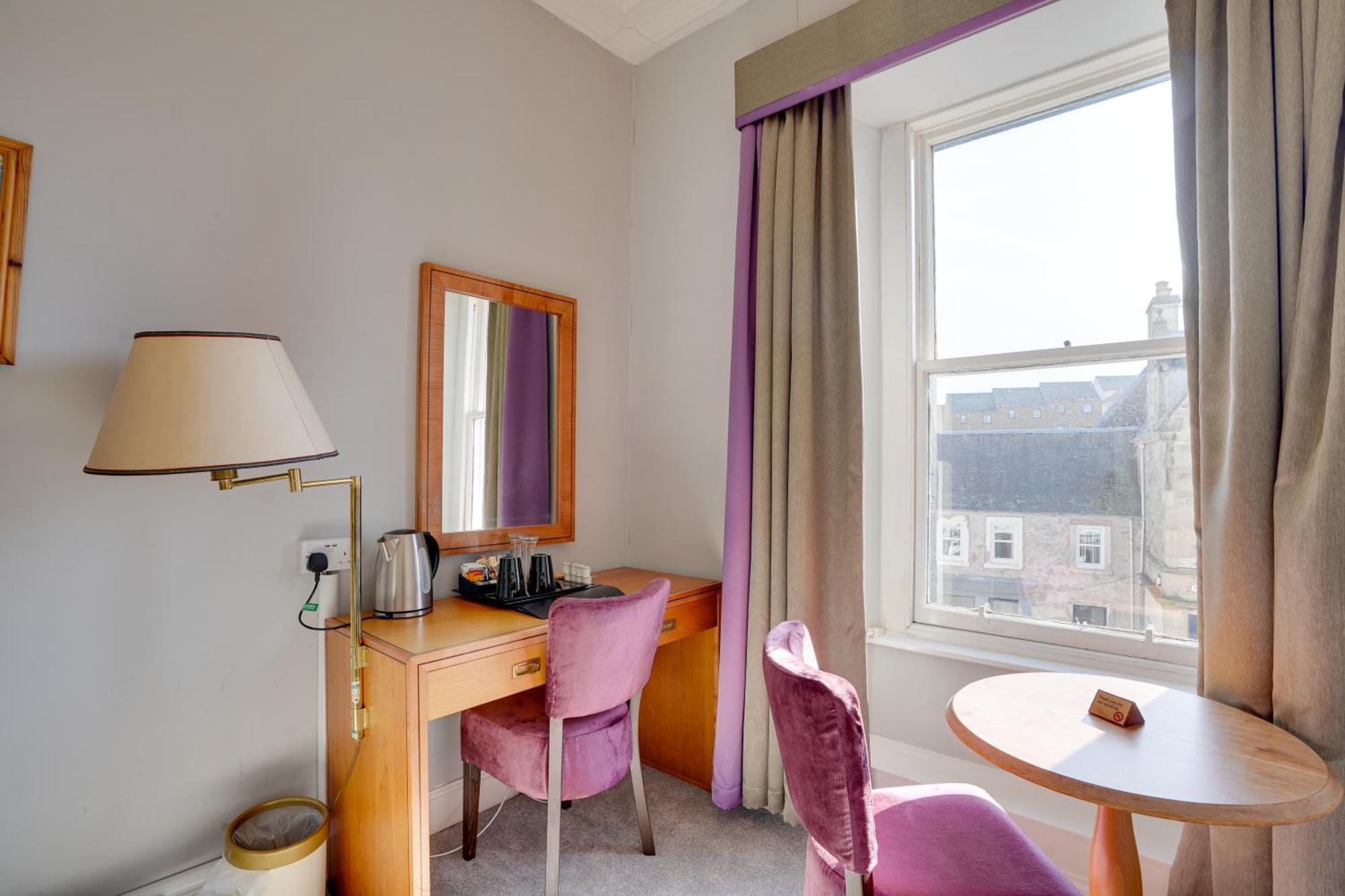 The County Hotel - Self Check-In, Ultra Fast Wi-Fi, Free Parking, Central Location Селкерк Экстерьер фото
